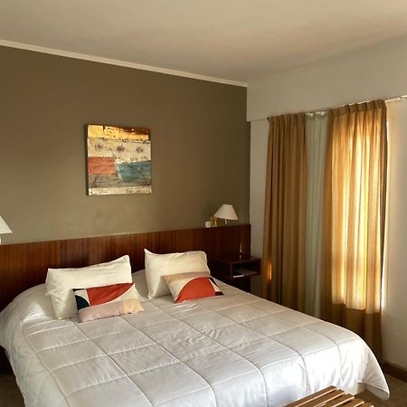 Julio Cesar Hotel ポサーダス エクステリア 写真